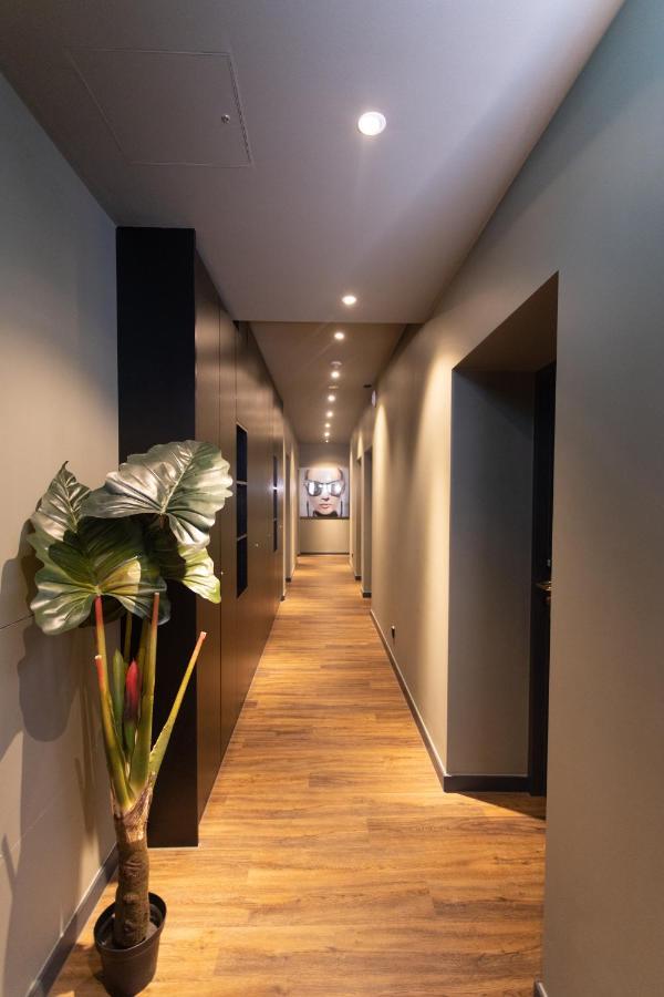Munich Rooms Hotel Bagian luar foto